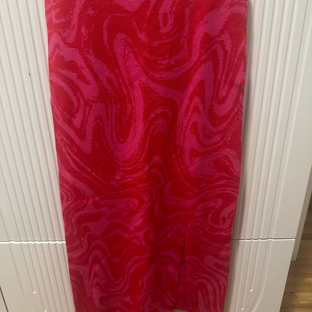 Red & Pink Swirl Midi Skirt